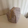 Design By Si Honey stor toilettaske - Blå med striber i hvid/rød Hot