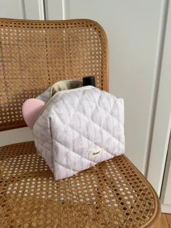 Design By Si Honey stor toilettaske med mønster - Off white Hot