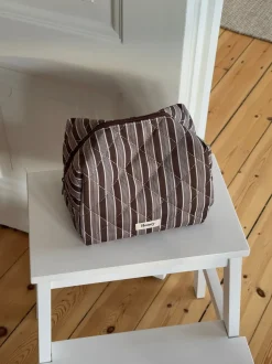 Design By Si Honey stor toilettaske med striber - Brun/hvid Discount
