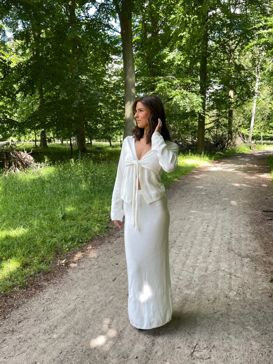 Design By Si Ines maxinederdel i strik - Hvid Online