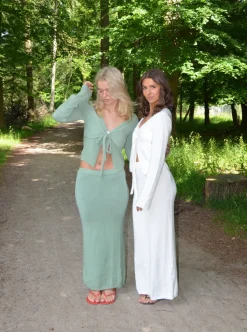 Design By Si Ines maxinederdel i strik - Støvet grøn Sale
