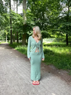Design By Si Ines maxinederdel i strik - Støvet grøn Sale