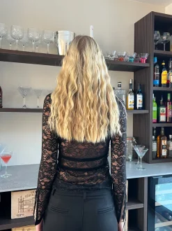 Design By Si Isamara blond bluse med velour - Sort Outlet