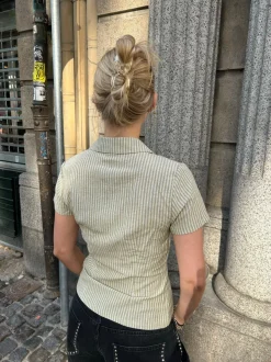 Design By Si Josephine figursyet skjorte med korte ærmer - Grøn/hvid Discount