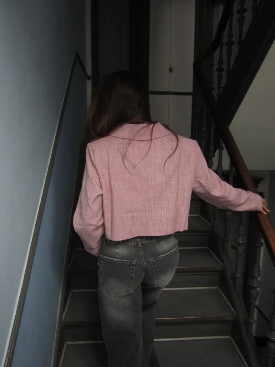 Design By Si Julica cropped blazer - Rosa Online