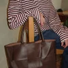 Design By Si Kaia skuldertaske med flet - Brun Discount