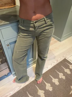 Design By Si Karla fløjlsbukser - Kaki grøn Outlet
