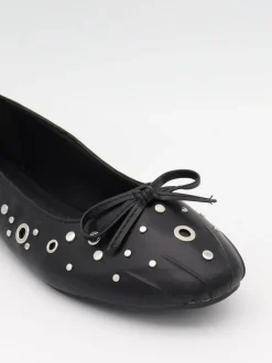 Design By Si Katarine ballerinaer med nitterdetaljer - Sort Clearance