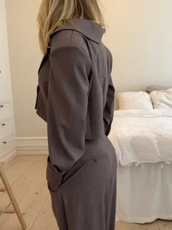 Design By Si Katrine cropped blazer - Brun melange Best