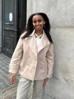 Design By Si Katya kort trenchcoat - Beige Best
