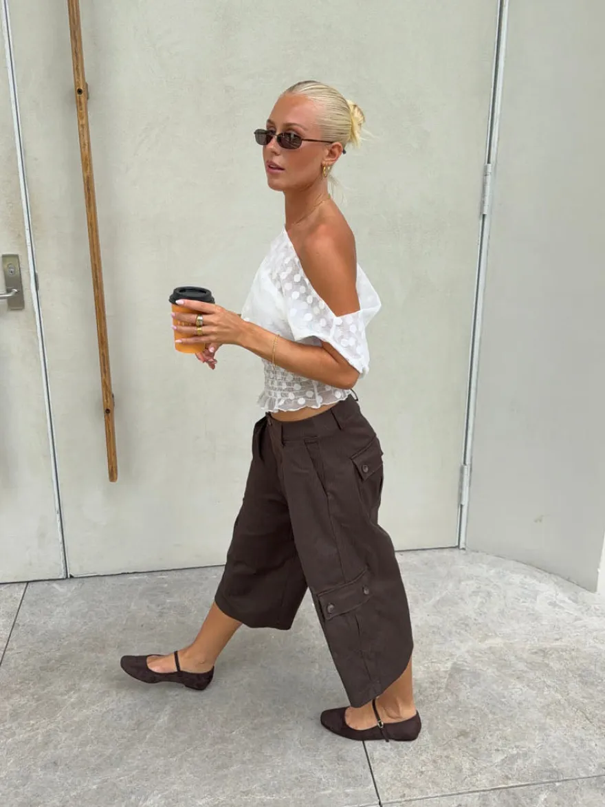 Design By Si Kelsey bermudashorts med nålestriber - Brun