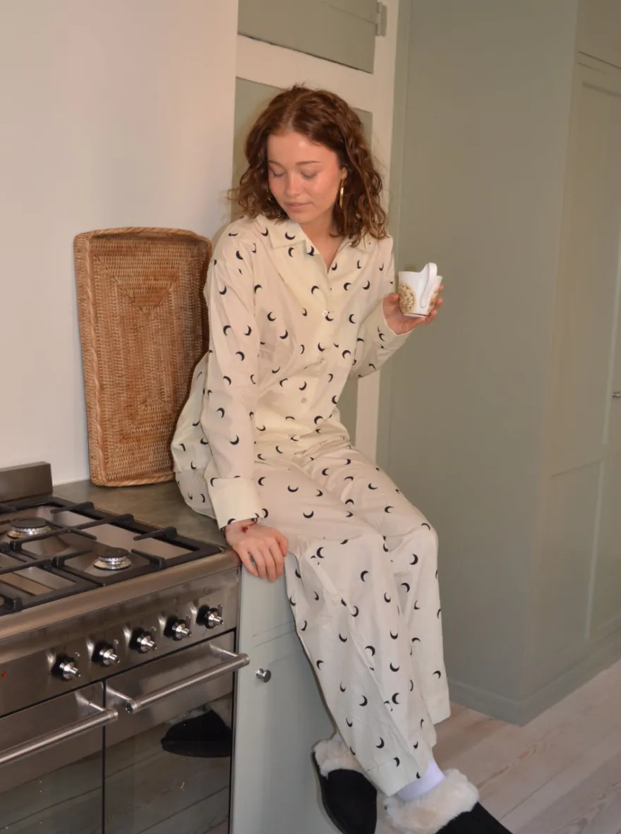 Design By Si Kyla pyjamasskjorte med halvmåner - Beige Clearance