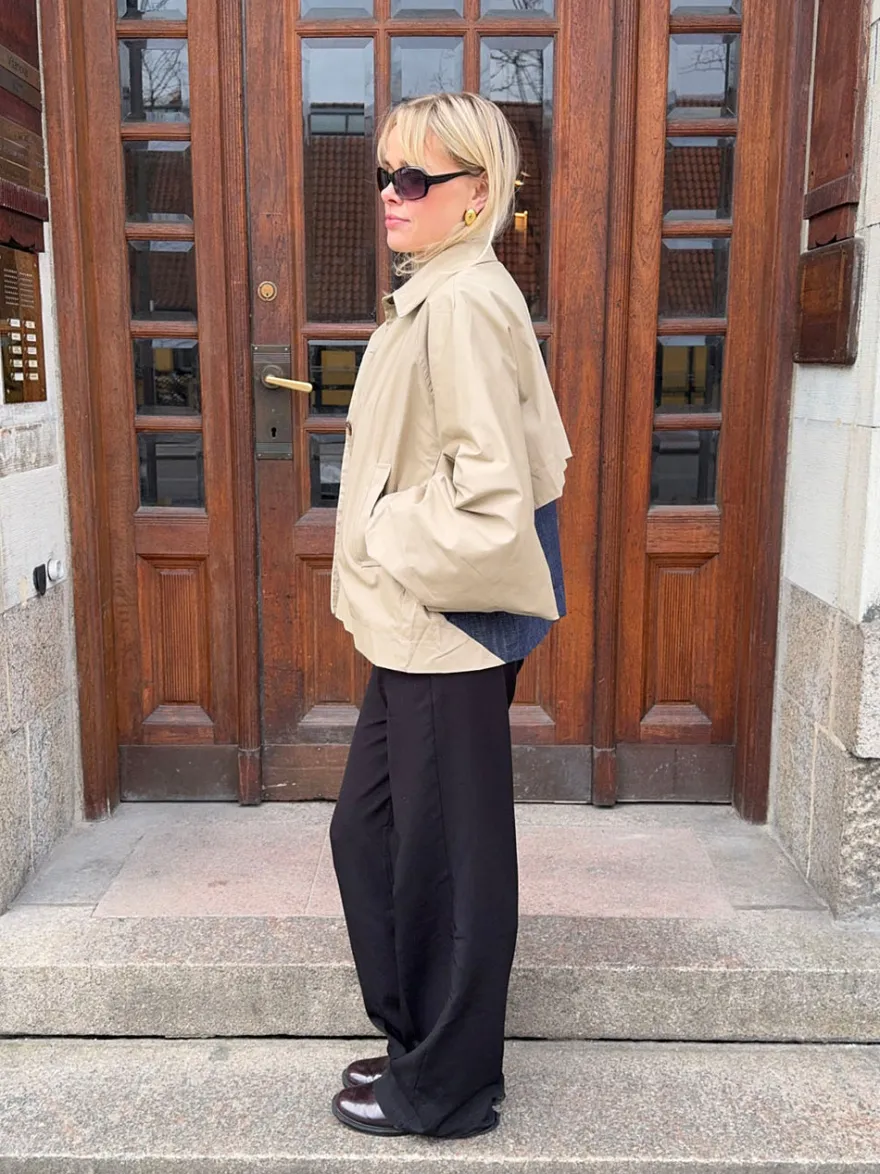 Design By Si Lenaya jakke med denimryg - Beige New