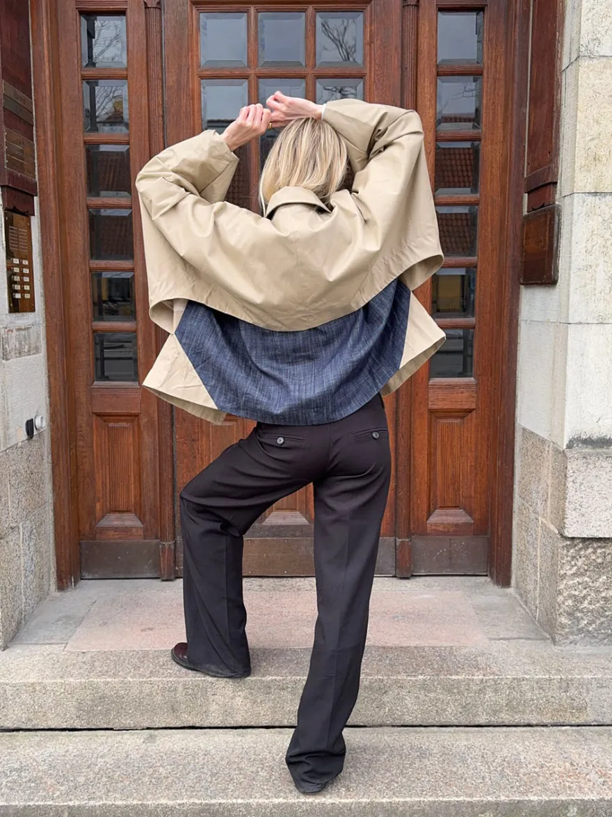 Design By Si Lenaya jakke med denimryg - Beige New