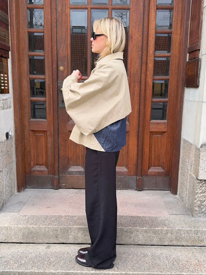 Design By Si Lenaya jakke med denimryg - Beige New