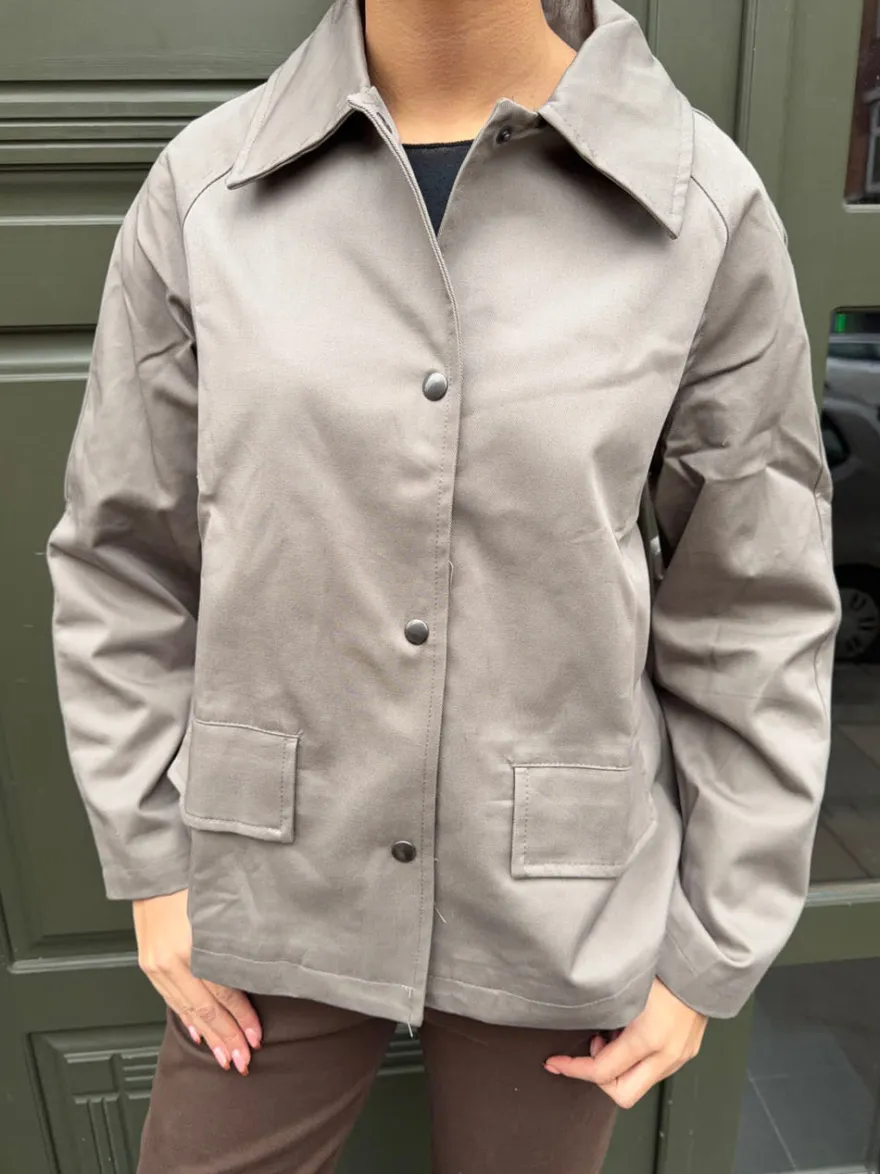Design By Si Lilja jakke - Taupe Online