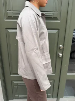 Design By Si Lilja jakke - Taupe Online
