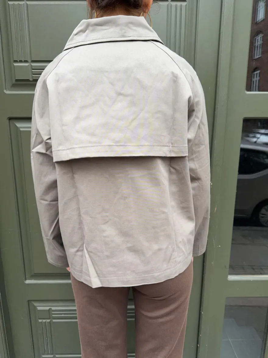 Design By Si Lilja jakke - Taupe Online