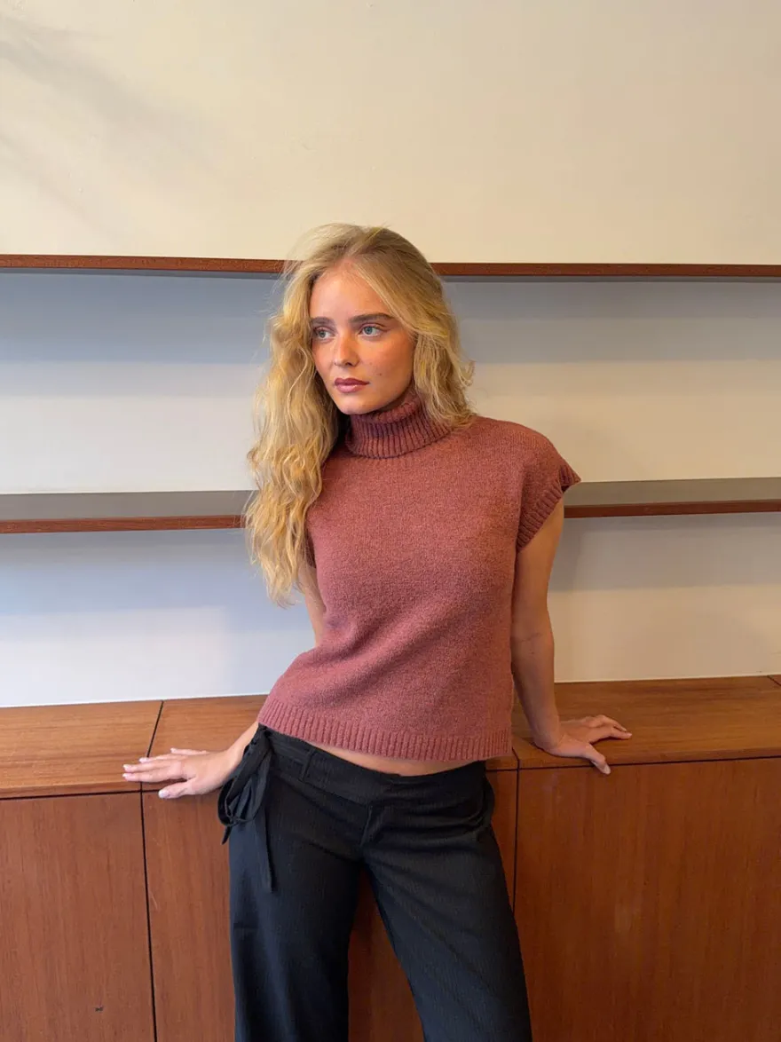 Design By Si Linua vest med turtleneck - Rust/lyserød New