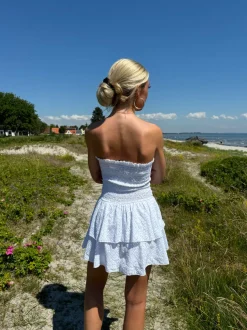 Design By Si Lissy smockkjole - Hvid broderi New