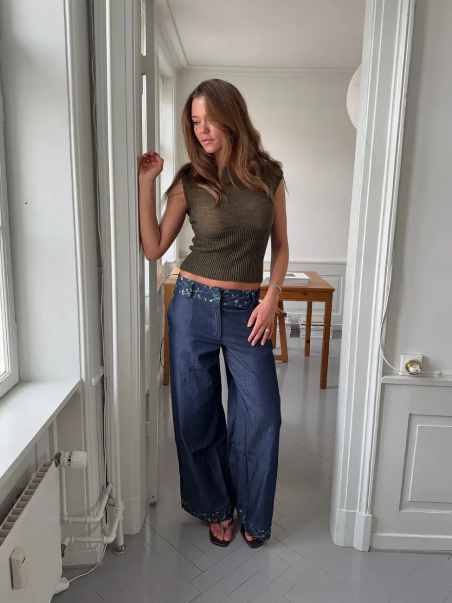 Design By Si Lolita bukser med broderede blomster - Blå Clearance