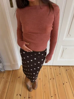 Design By Si Lova figursyet striktrøje - Rosa