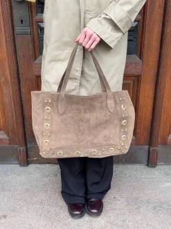 Design By Si Lyra taske med nitter - Brun Clearance