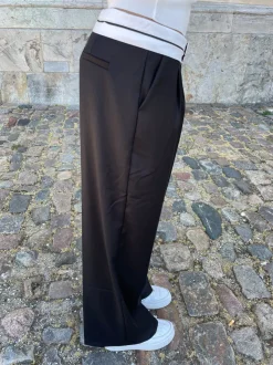 Design By Si Maddie bukser med omvendt taljebånd - Sort Sale