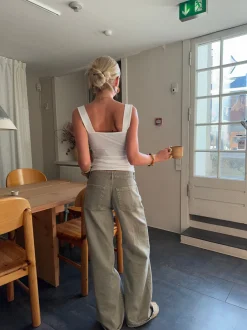 Design By Si Mandaline tanktop med blondetaljer - Hvid Hot