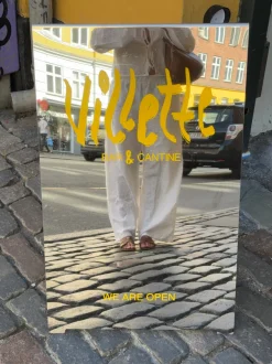 Design By Si Mathilde Ravn bukser med stort broderi - Hvid