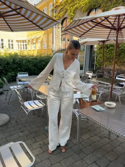 Design By Si Mathilde Ravn bukser med stort broderi - Hvid