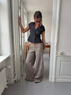 Design By Si Maxim bukser med knapper - Taupe New