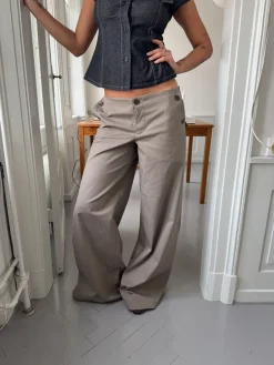 Design By Si Maxim bukser med knapper - Taupe New