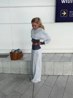 Design By Si May sweatpants med polkaprikker - Grå/navy/hvid