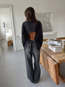 Design By Si Miki stribet skjorte med åben ryg - Mørk navy Sale