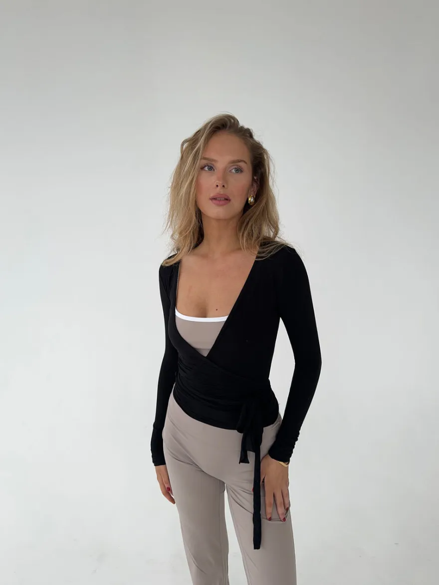 Design By Si Motion wrap bluse - Jet Black Best