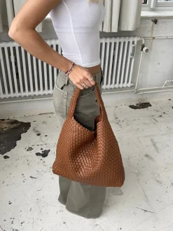 Design By Si New York flettet taske - Brun Hot