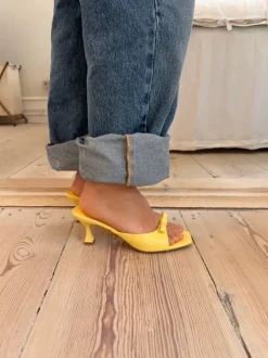 Design By Si Pastella mules med sløjfe - Lysegul Hot