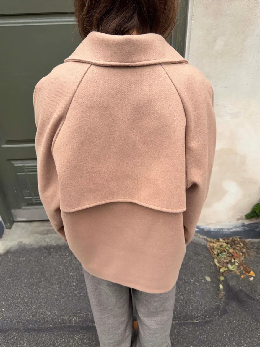 Design By Si Patricia kort trenchcoat - Beige Best