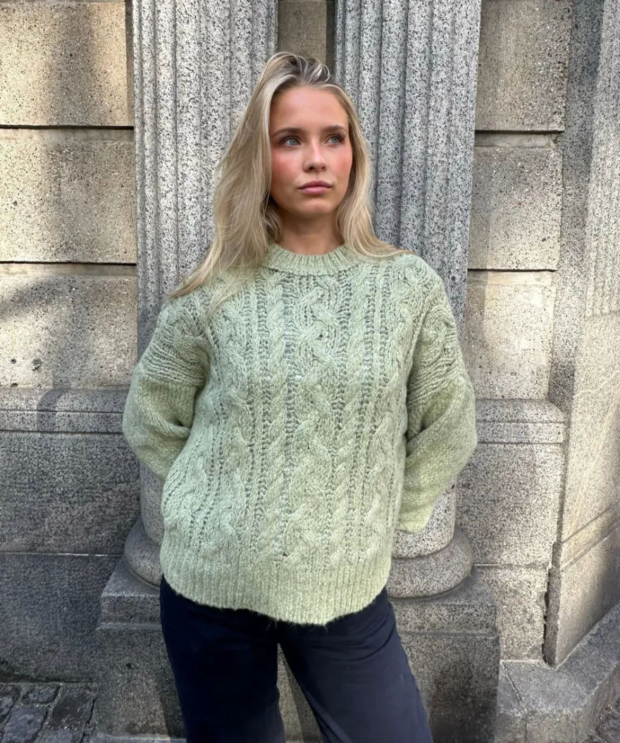 Design By Si Raffaella kabelstrik med ballonærmer - Sage grøn Online