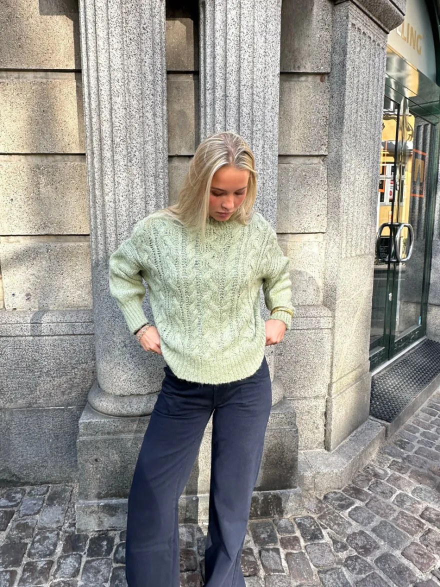 Design By Si Raffaella kabelstrik med ballonærmer - Sage grøn Online