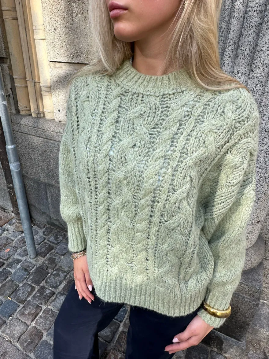 Design By Si Raffaella kabelstrik med ballonærmer - Sage grøn Online
