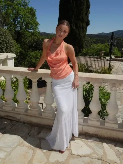 Design By Si Rannvá satin halternecktop - Orange Outlet