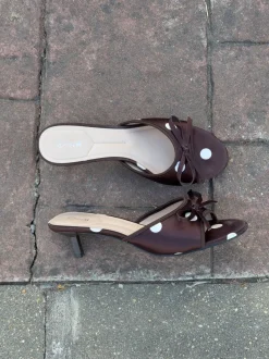 Design By Si Rosita hæle med polkaprikker - Brun/hvid New
