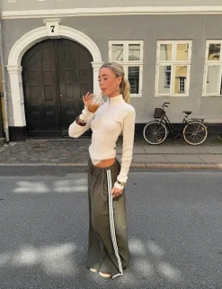 Design By Si Samantha bukser med stribe detaljer - Kaki Clearance