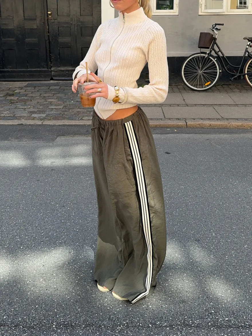 Design By Si Samantha bukser med stribe detaljer - Kaki Clearance