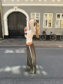 Design By Si Samantha bukser med stribe detaljer - Kaki Clearance