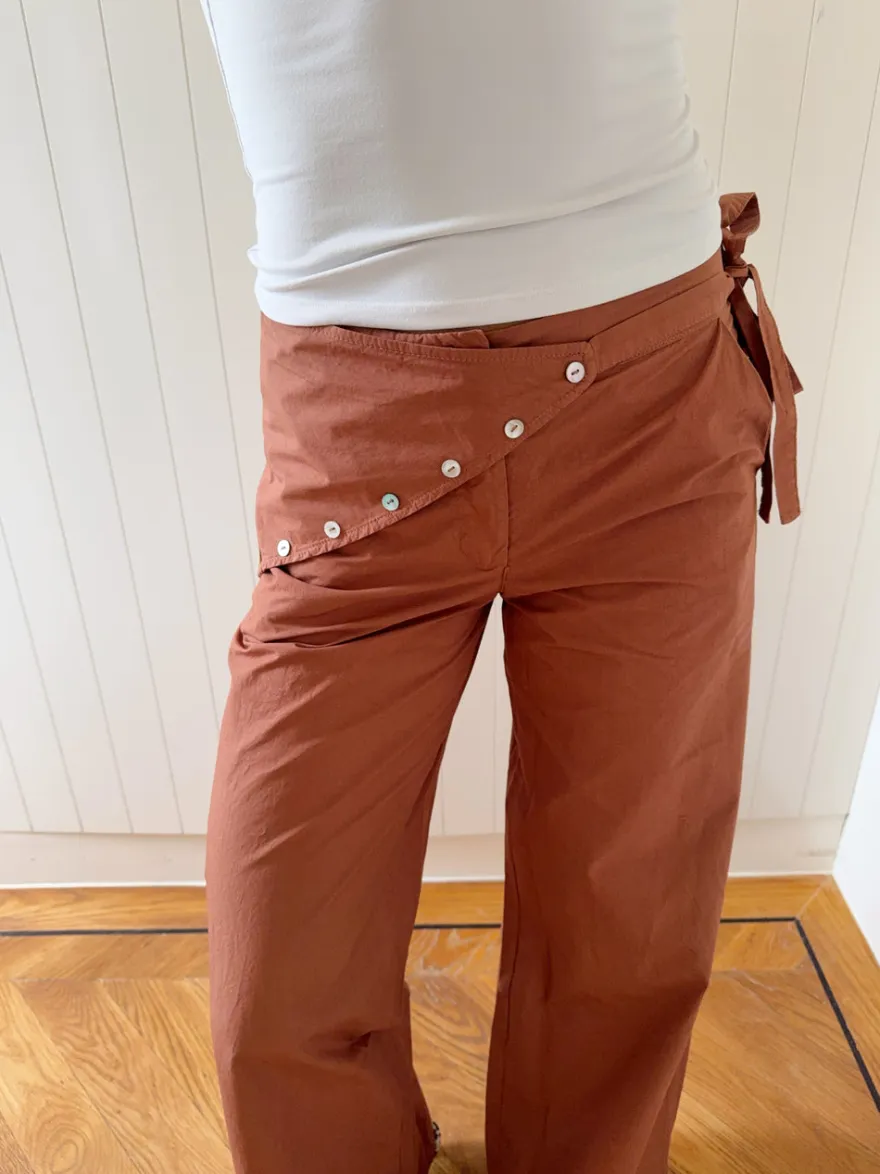 Design By Si Scandivv bukser med detaljer - Rust