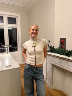 Design By Si Scandivv kortærmet strik med knapper - Beige/off white Online