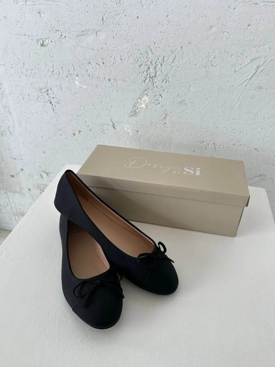 Design By Si Segovia ballerina sko med sløjfe - Sort Clearance